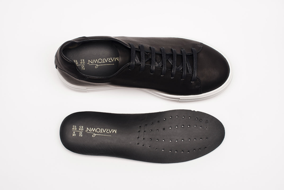 Sneakers, Bk & W, Unisex - MARATOWN - super cushioned sole - most comfortable shoes