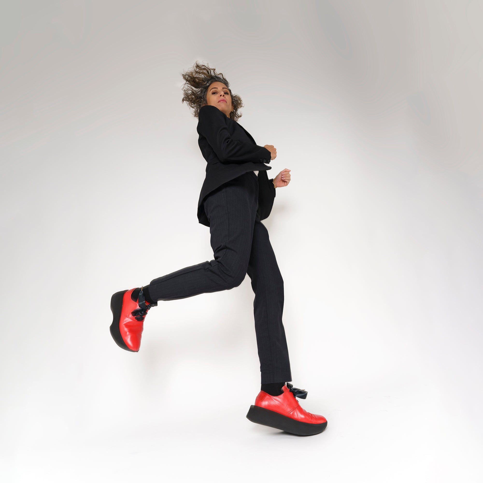 Comfortable dress sneakers for long hours: Discover Maratown’s perfect balance of style and support