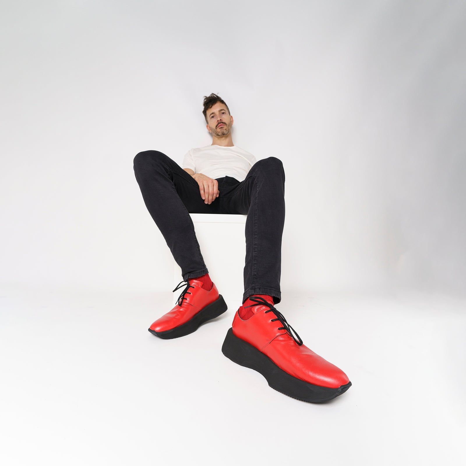 MARATOWN Men's Most Comfortable Dress sneakers, red
