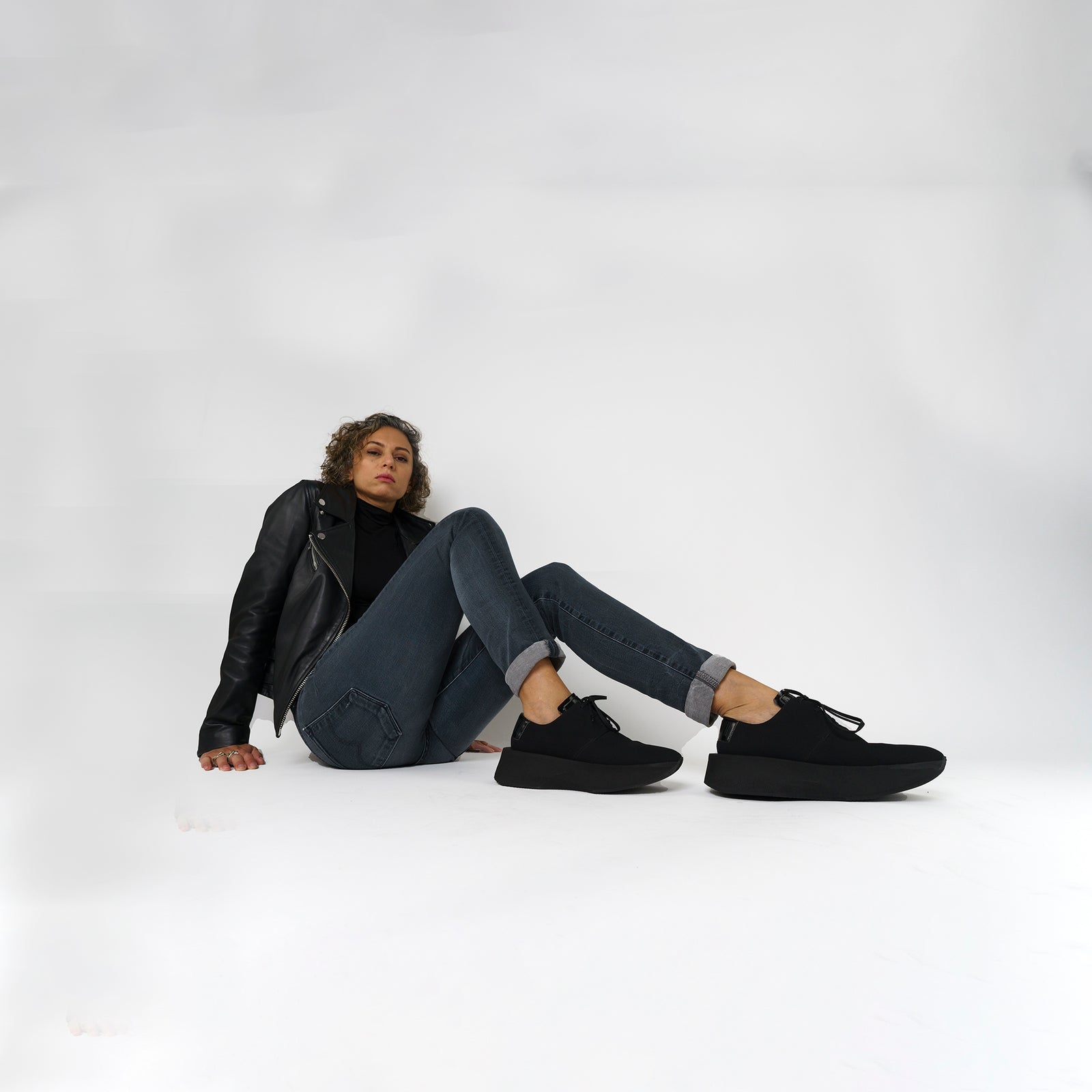 MARATOWN Women's Most Comfortable Dress sneakers, black
