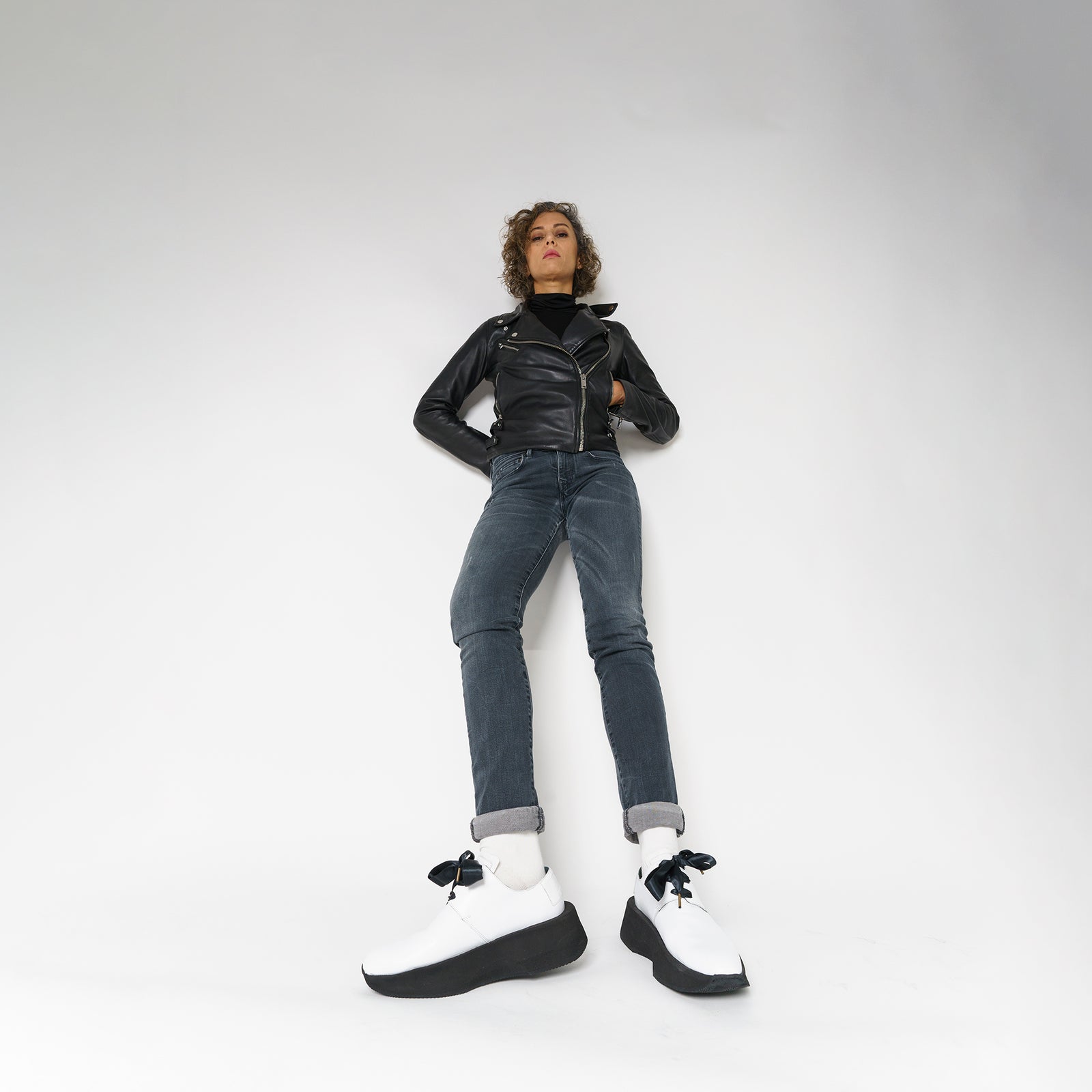 MARATOWN Women's Most Comfortable Dress sneakers, White
